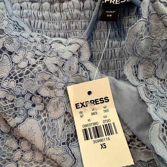 Express lace crop top - NWT - Picture 2 of 5